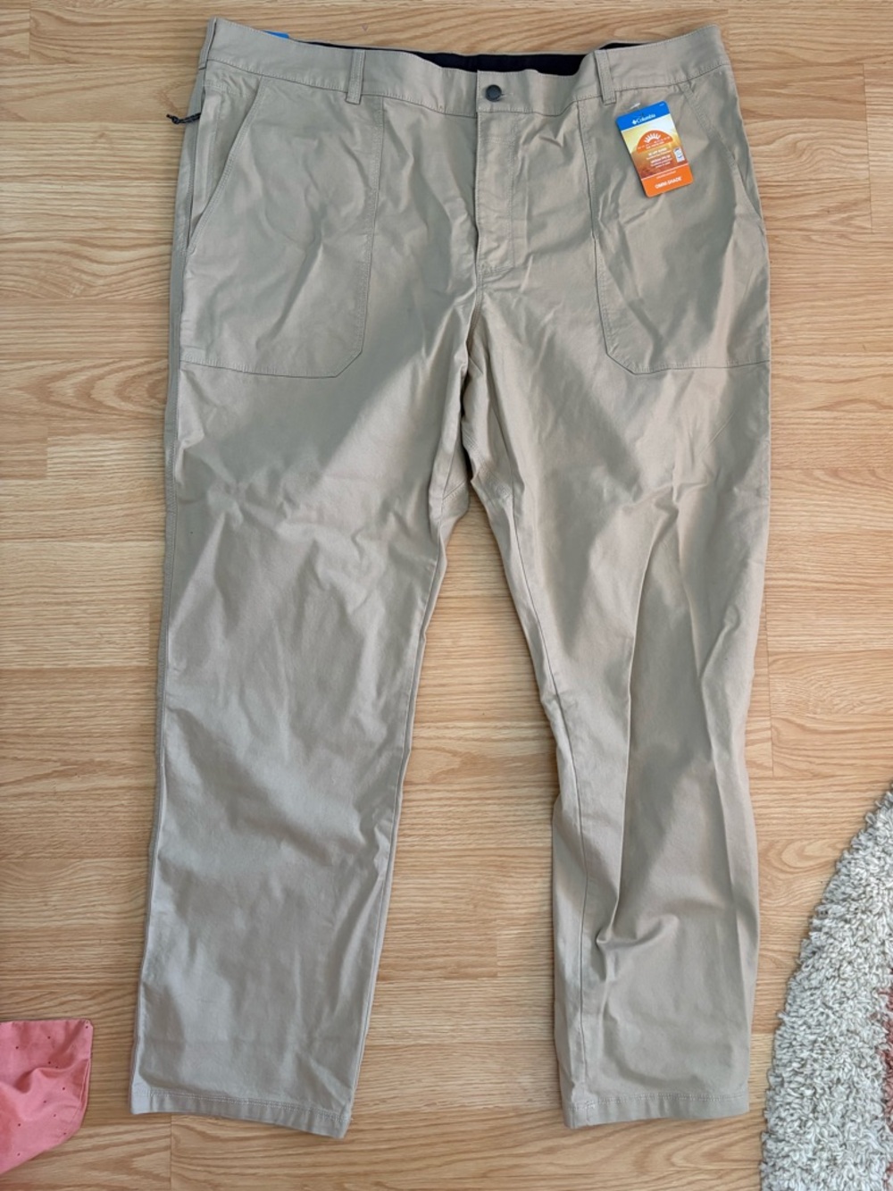 NWT Columbia Men's Khaki Stretch Chinos